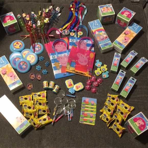 Peppa Pig Mystery Bundle 🐷 - Picture 2 of 4